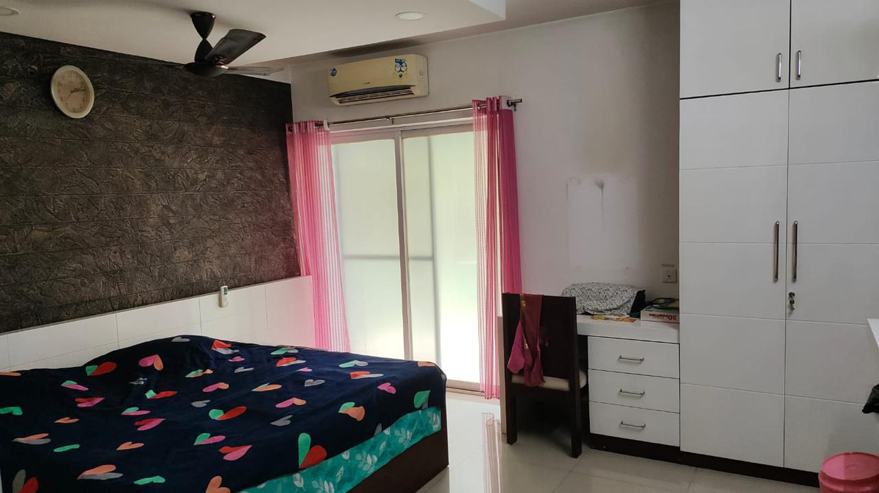 Fully Furnished 2BHK Flat for Sale in Balmatta, Mangalore – Prime Location Near Arya Samaj
